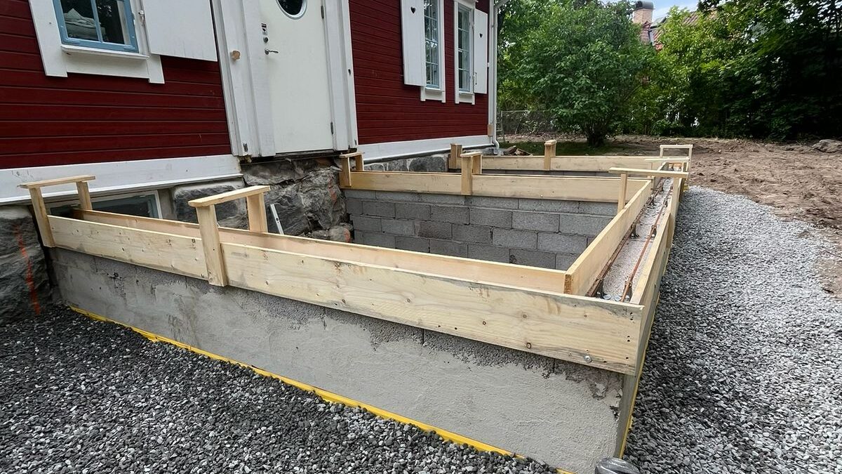 Utgrävning för tillbyggnad – Klart för nästa steg